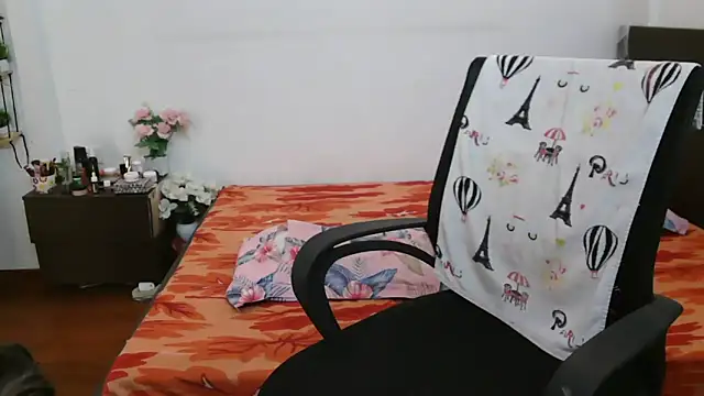 SkyShally's cam snapshot