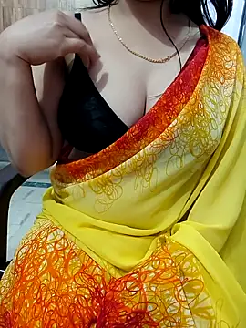 roshni_agrawal0's cam snapshot