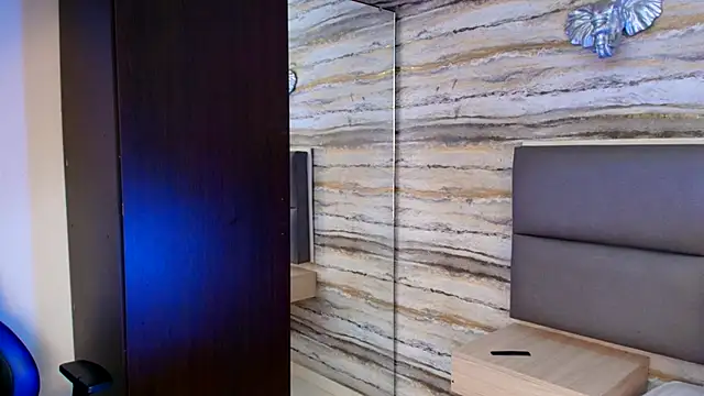 Lovers_21 live sex cam