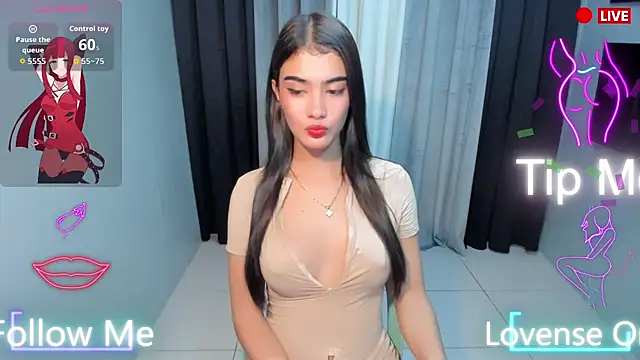 SeductiveAiraCumLoader live sex cam