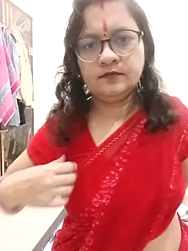 Mahira_sharma01's cam snapshot