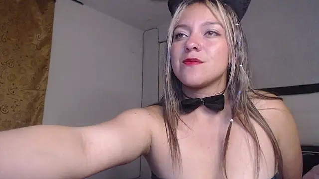 Mahia_000's cam snapshot