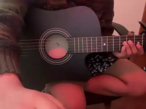 tinydaisy21's cam snapshot