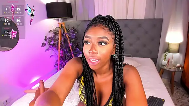 EmaaaBrown_'s cam snapshot