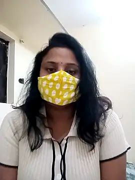 Shikha-mehra7's cam snapshot