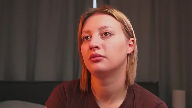 miamilly's cam snapshot