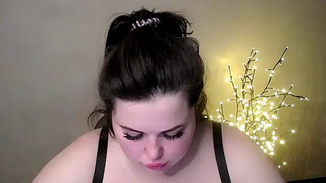 Emily_Mo's cam snapshot