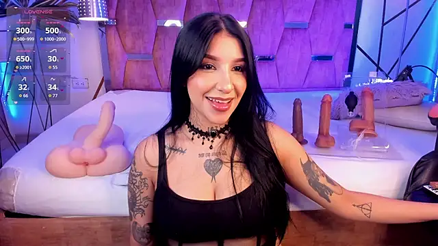 Leiaa_'s Stripchat show and profile