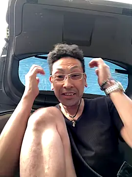 Hideen-real-face live sex cam