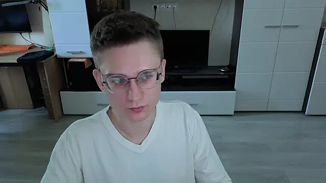 angryzan's cam snapshot