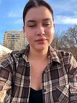 KikiWatson live sex cam