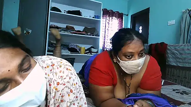 Honey__baby_'s cam snapshot