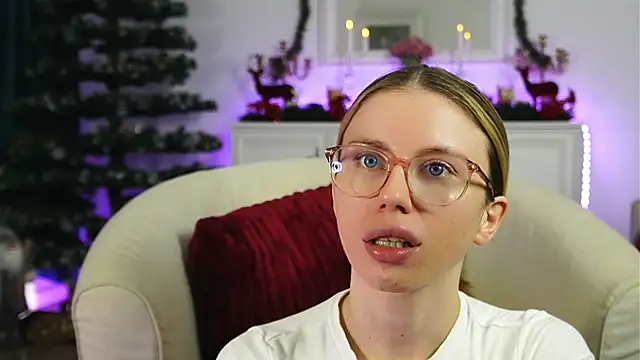 ivyleague_'s cam snapshot