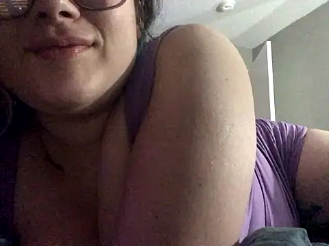 PaigeChantel's cam snapshot