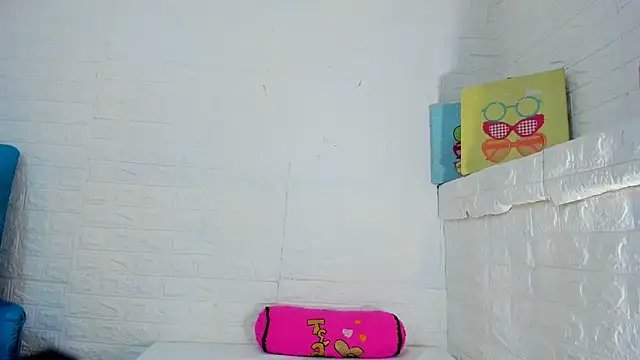 arielsweeth's cam snapshot