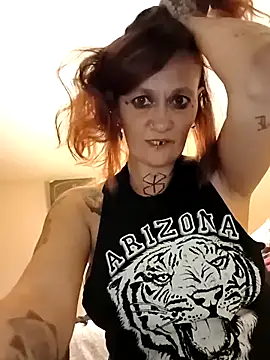 renegade_vyxxen's cam snapshot