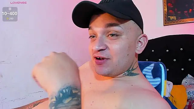 tony_landri's cam snapshot