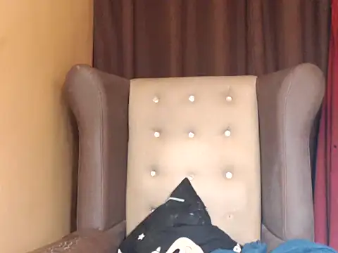 Nathalie_Heartxoxo69 live sex cam