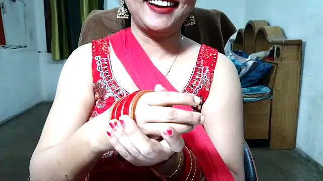 Cute_Mahi22's cam snapshot