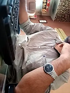 daddy_lip's cam snapshot