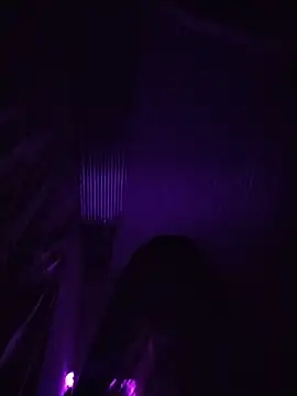 Ella_rr live sex cam