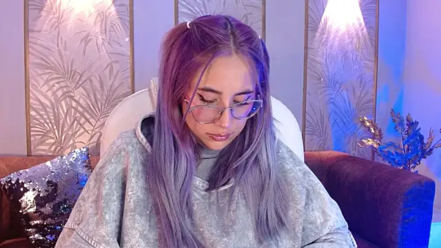 LunaaGrey_'s cam snapshot