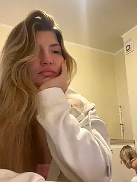 BettiVance's cam snapshot