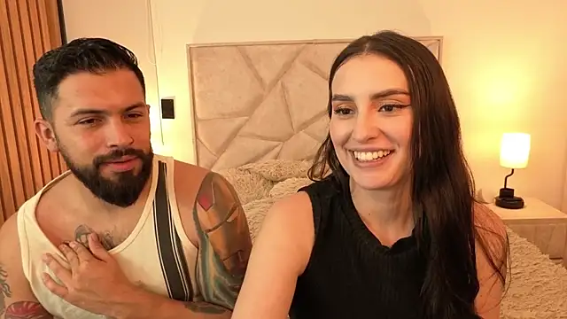 teseo_and_afroditha_'s cam snapshot