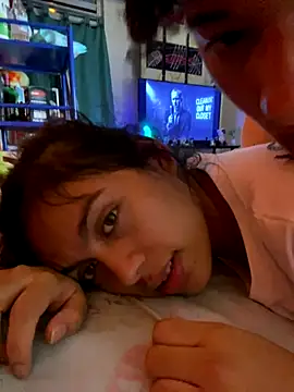 Nezuko-uWux live sex cam