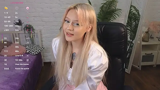 kitten_murray_'s cam snapshot