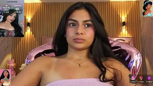 lilith_petit_sub's cam snapshot