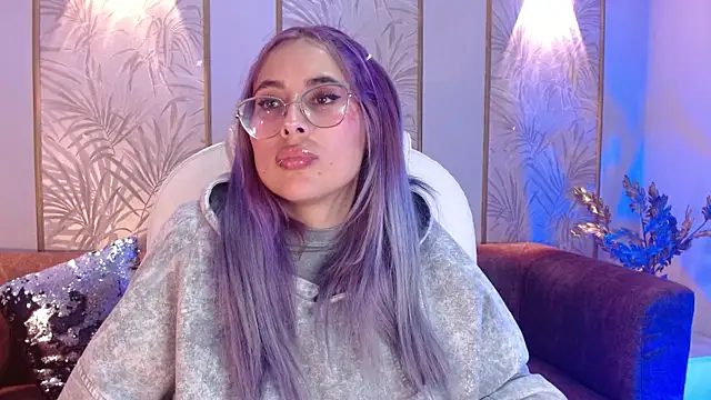 LunaaGrey_'s cam snapshot