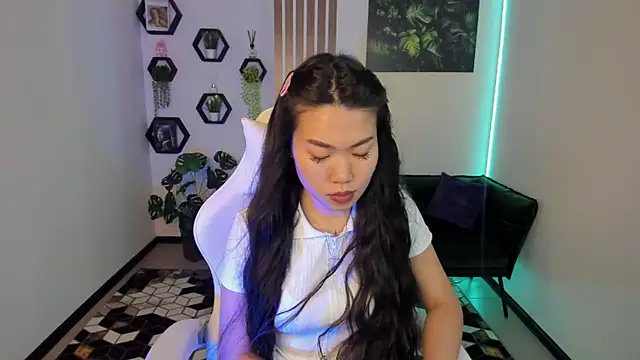 LunaPurrr's cam snapshot