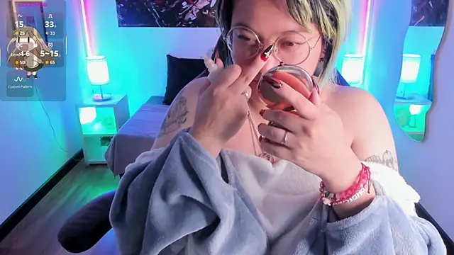 lucky-leah live sex cam