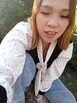 Melylyna's cam snapshot