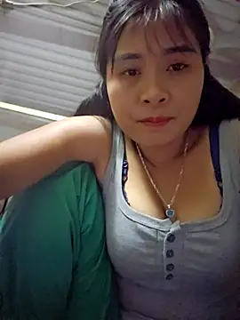 Squirrel-Pear's cam snapshot