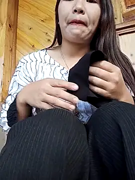 -Lanaa-'s cam snapshot