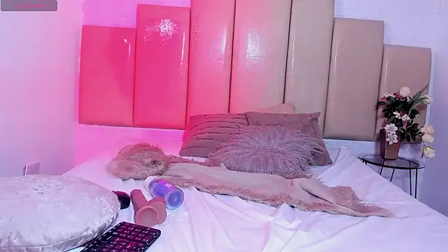 meredith_jones's cam snapshot