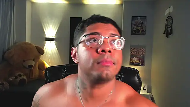 LEONHDZ live sex cam