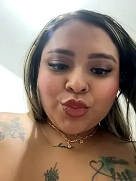 ashley-swift-'s cam snapshot