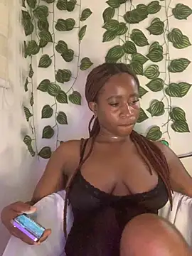 MISSMAYMADMYDAY's cam snapshot