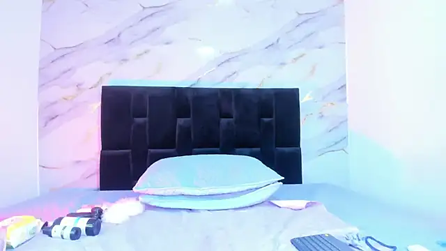 Khalessy_baby2's cam snapshot