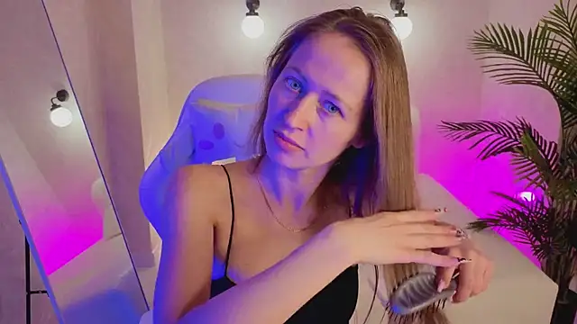 bella_li__'s cam snapshot