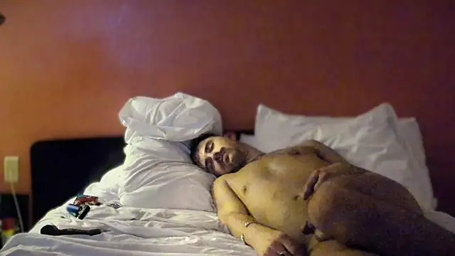 bobbyatx live sex cam