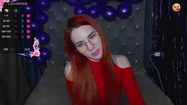 EmilyKents live sex cam