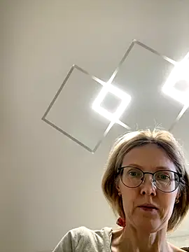 MollyStory live sex cam