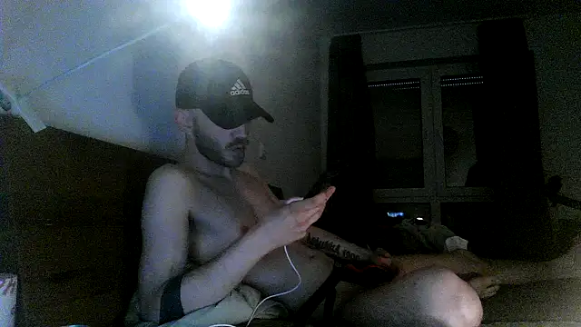 MolleDolle live sex cam