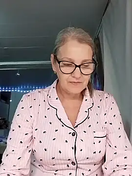 irinamaux live sex cam