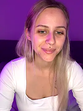 lunawolf21 live sex cam