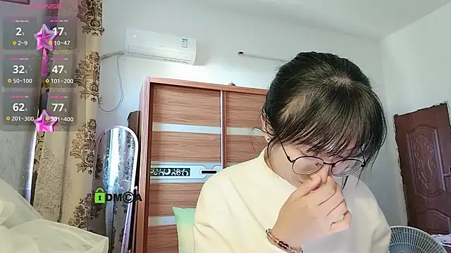 Lili_666 live sex cam